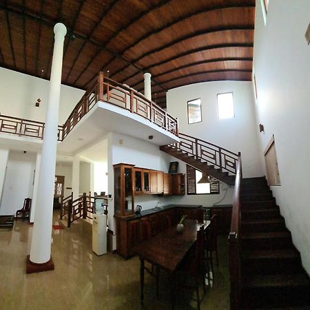Golden Relax Villa With Pool, Restaurant & European Service Eramudugaha Exterior photo