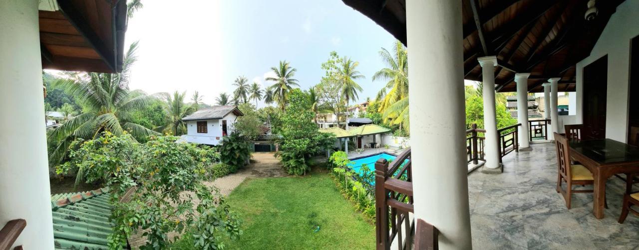 Golden Relax Villa With Pool, Restaurant & European Service Eramudugaha Exterior photo
